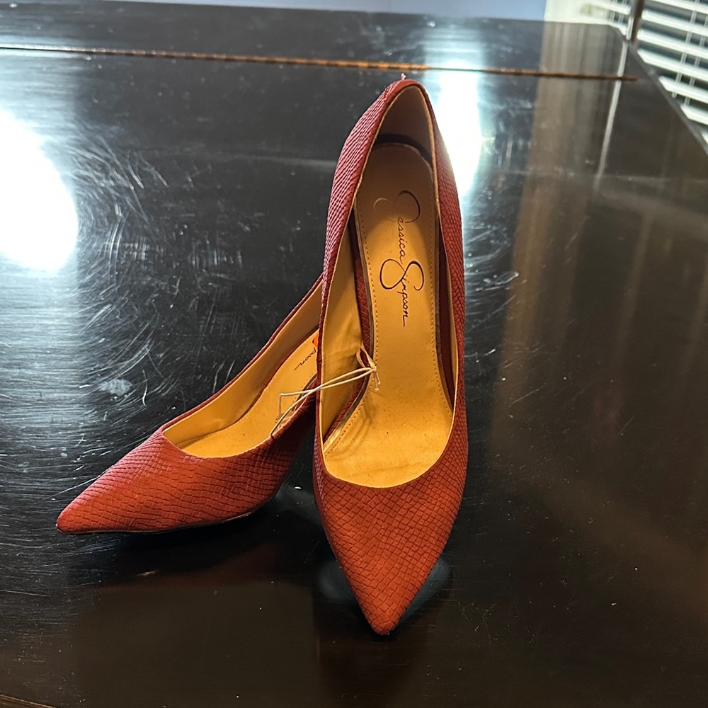 Jessica Simpson Textured Burgandy Suede Heels